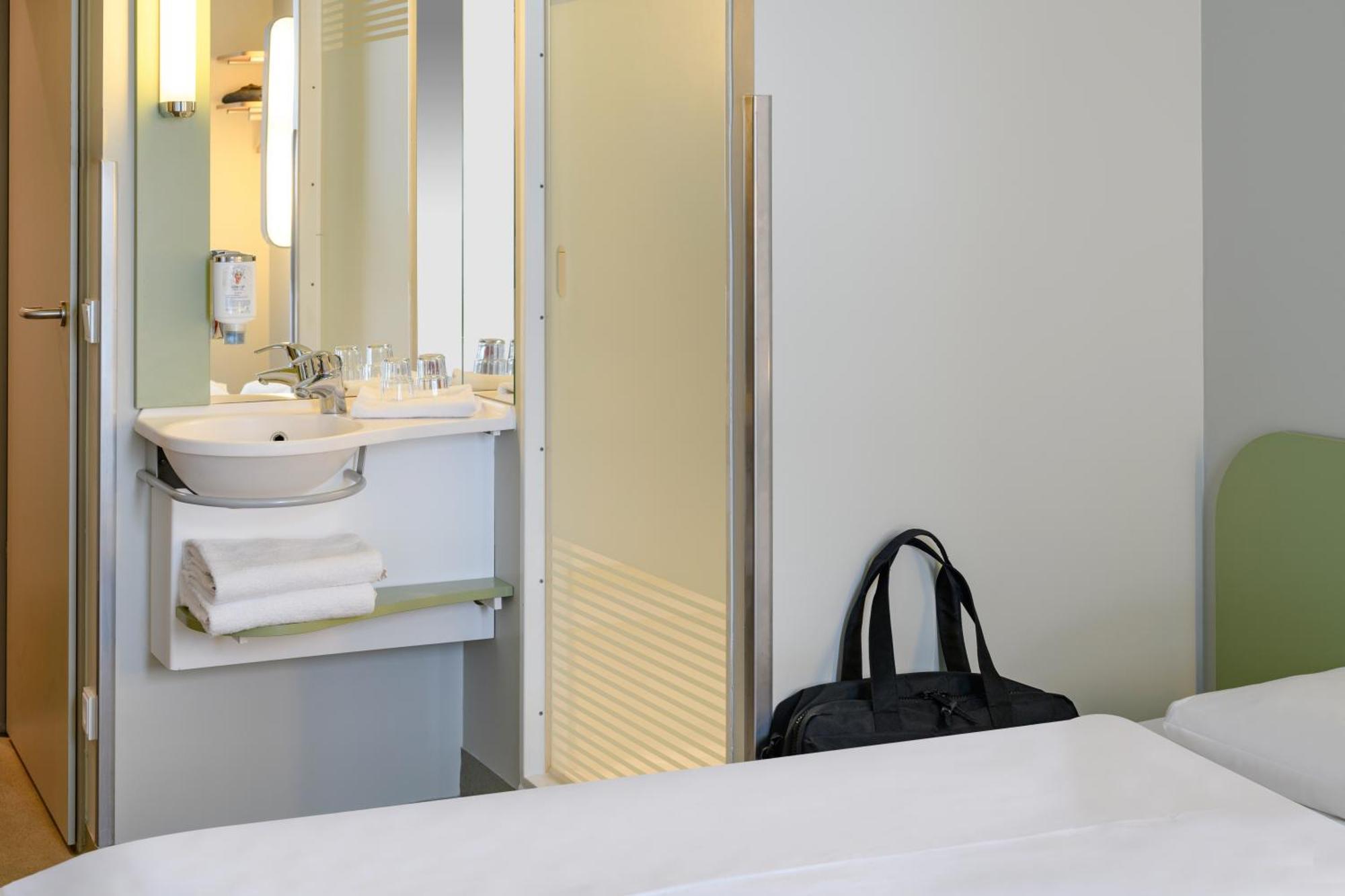 Ibis Budget Luebeck City Sued 외부 사진